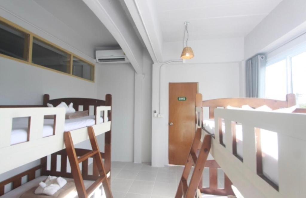 Ler Hostel 65 Csaveng-part Kültér fotó