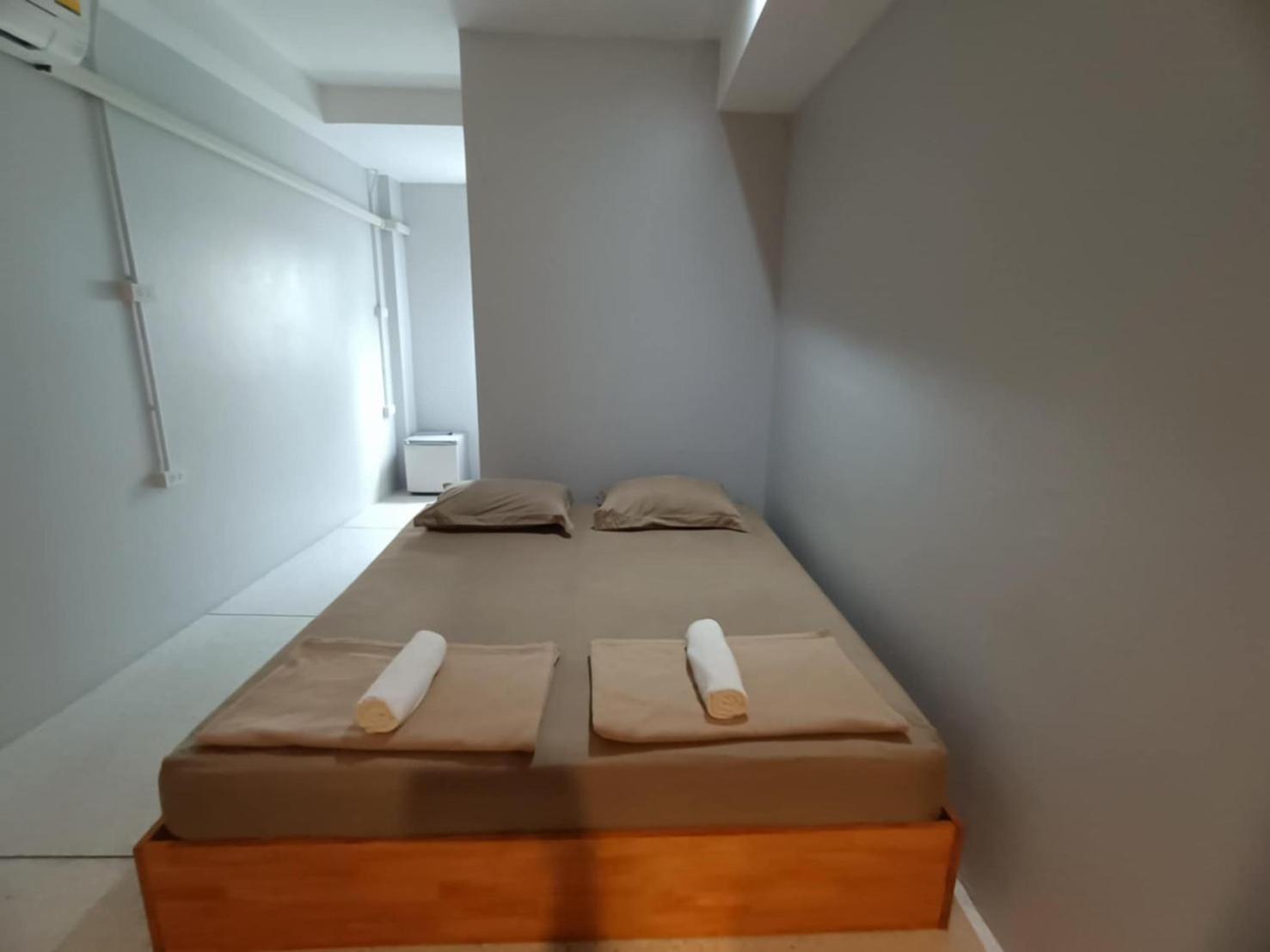 Ler Hostel 65 Csaveng-part Kültér fotó