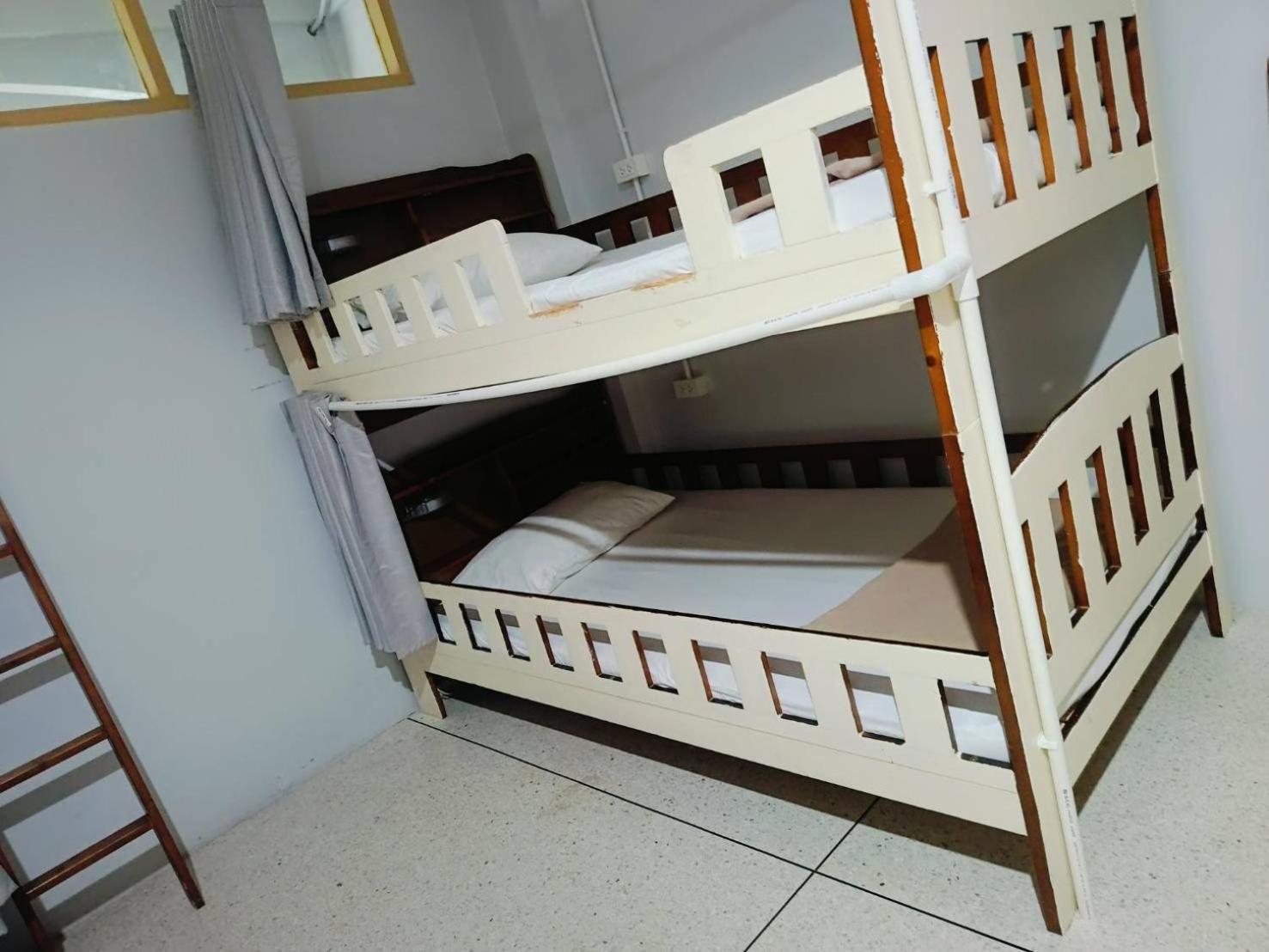 Ler Hostel 65 Csaveng-part Kültér fotó