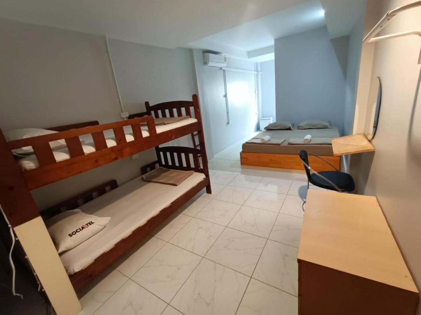 Ler Hostel 65 Csaveng-part Kültér fotó