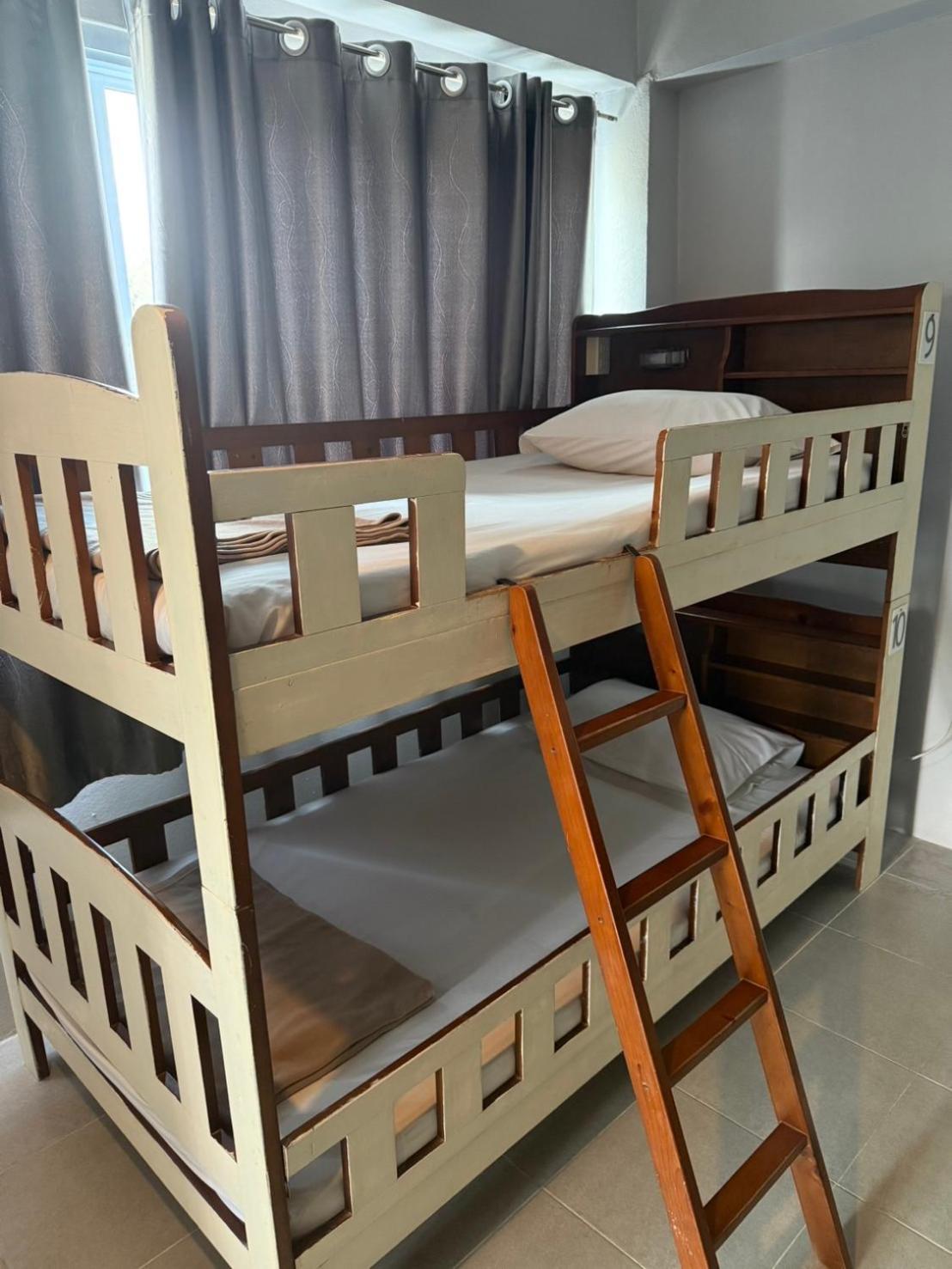 Ler Hostel 65 Csaveng-part Kültér fotó