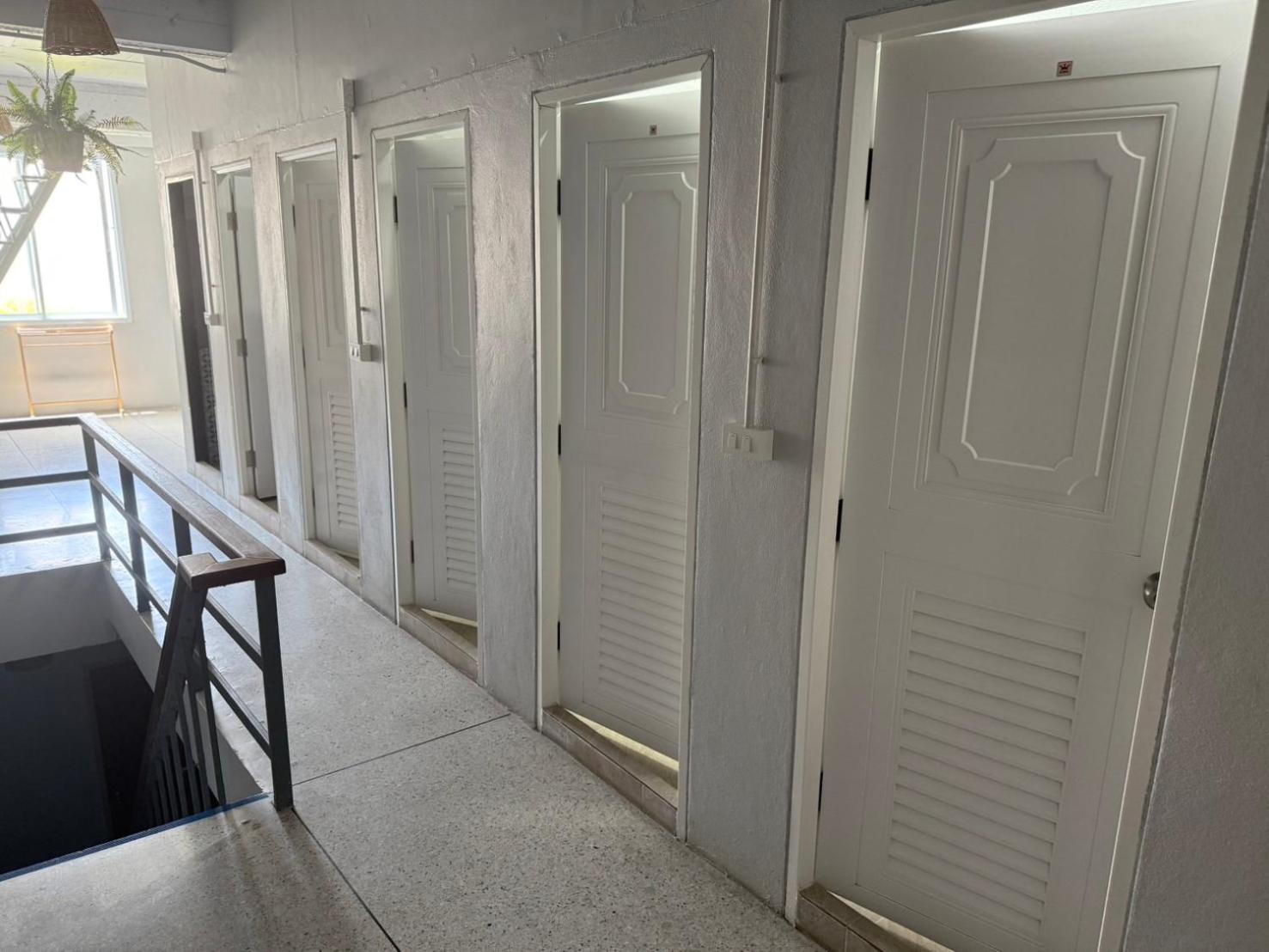 Ler Hostel 65 Csaveng-part Kültér fotó