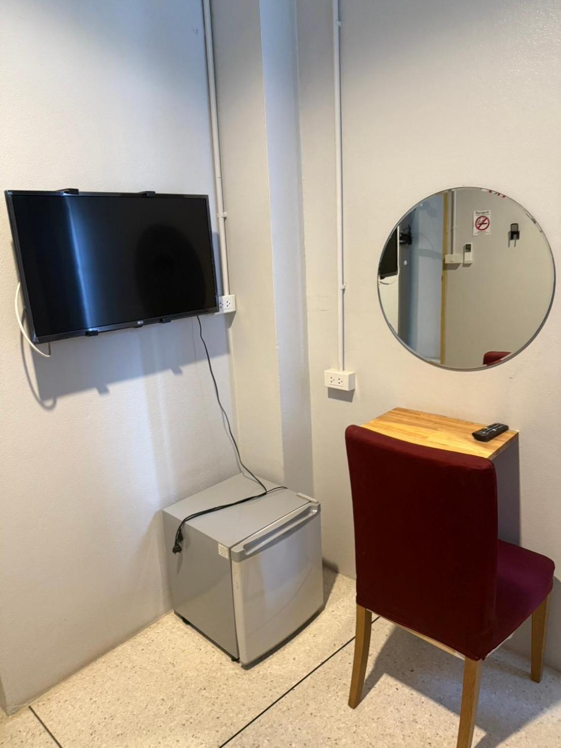 Ler Hostel 65 Csaveng-part Kültér fotó